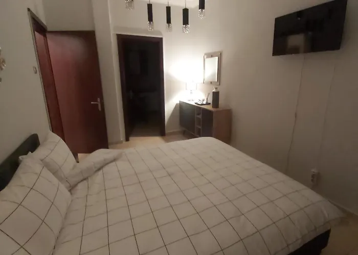 Vaggoula's Luxury 1