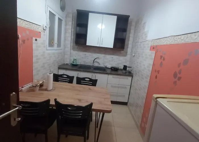 Vaggoula's Luxury 1 *