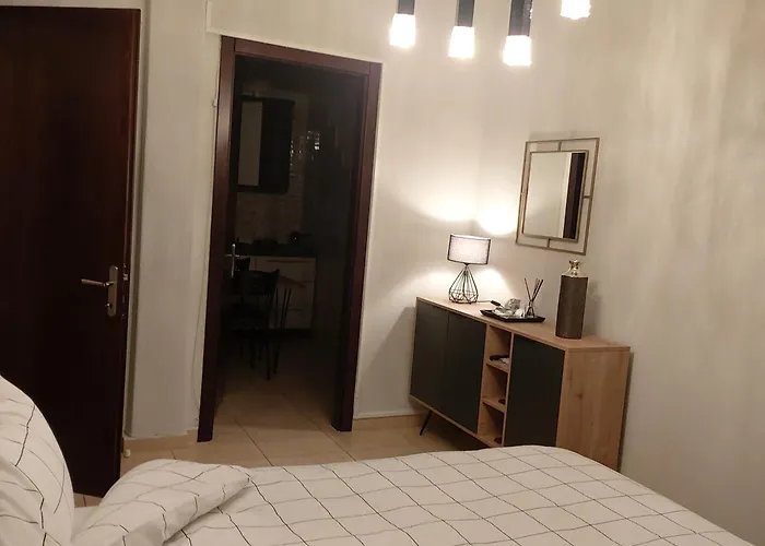 Vaggoula's Luxury 1 Apartament